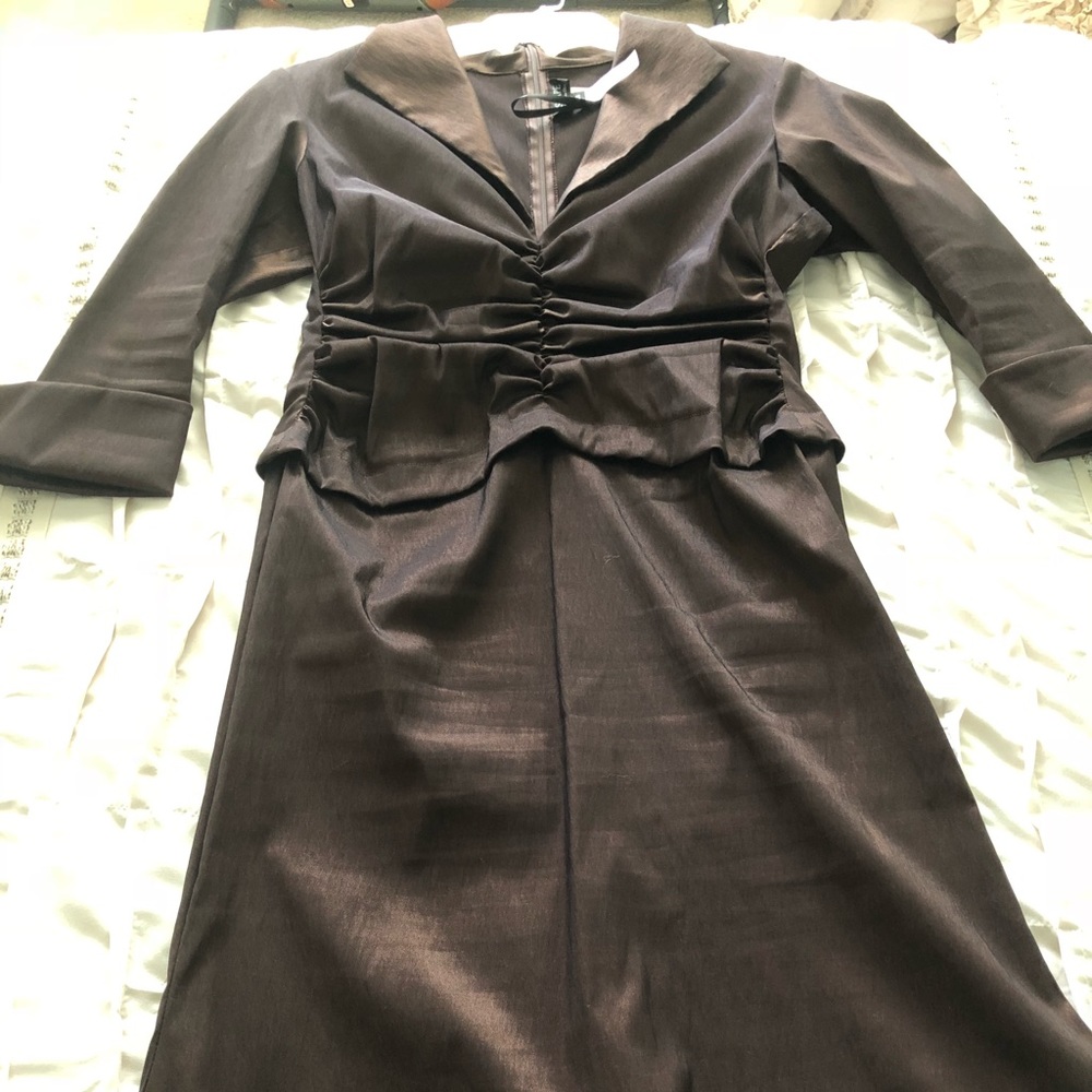 Brown/Xscape/Size 14/Formal Dress